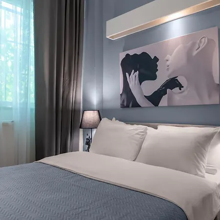 Cozy & Central 2br Designed Apt. In Beyoglu Κωνσταντινούπολη