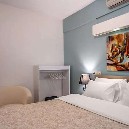 Апартаменты Cozy & Central 2br Designed Apt. In Beyoglu Стамбул